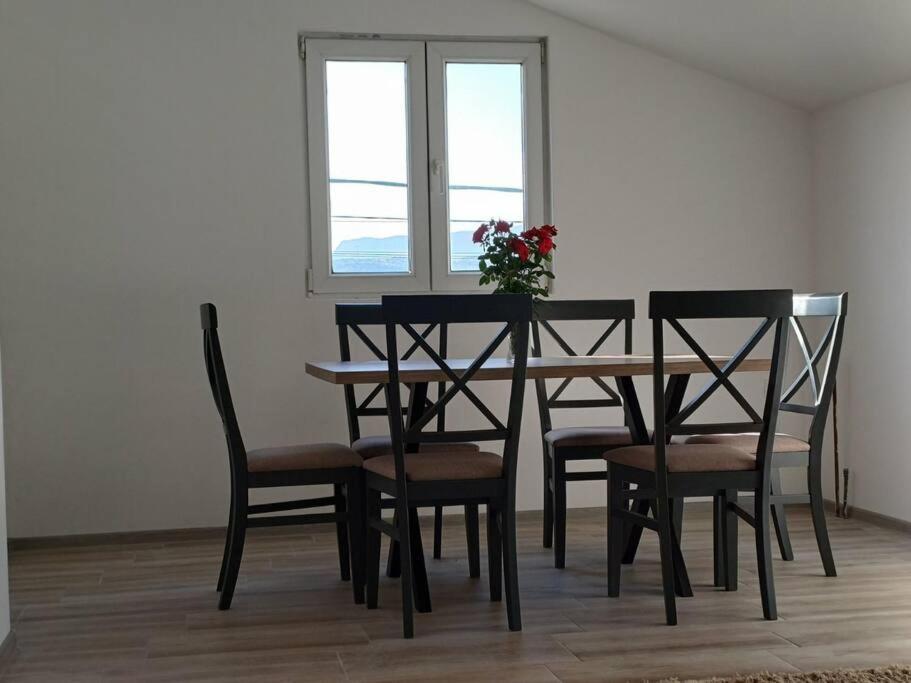 Cozy, Fully Equipped, Free Parking&Wifi, Quiet, 2Bd Podgorica Exterior foto