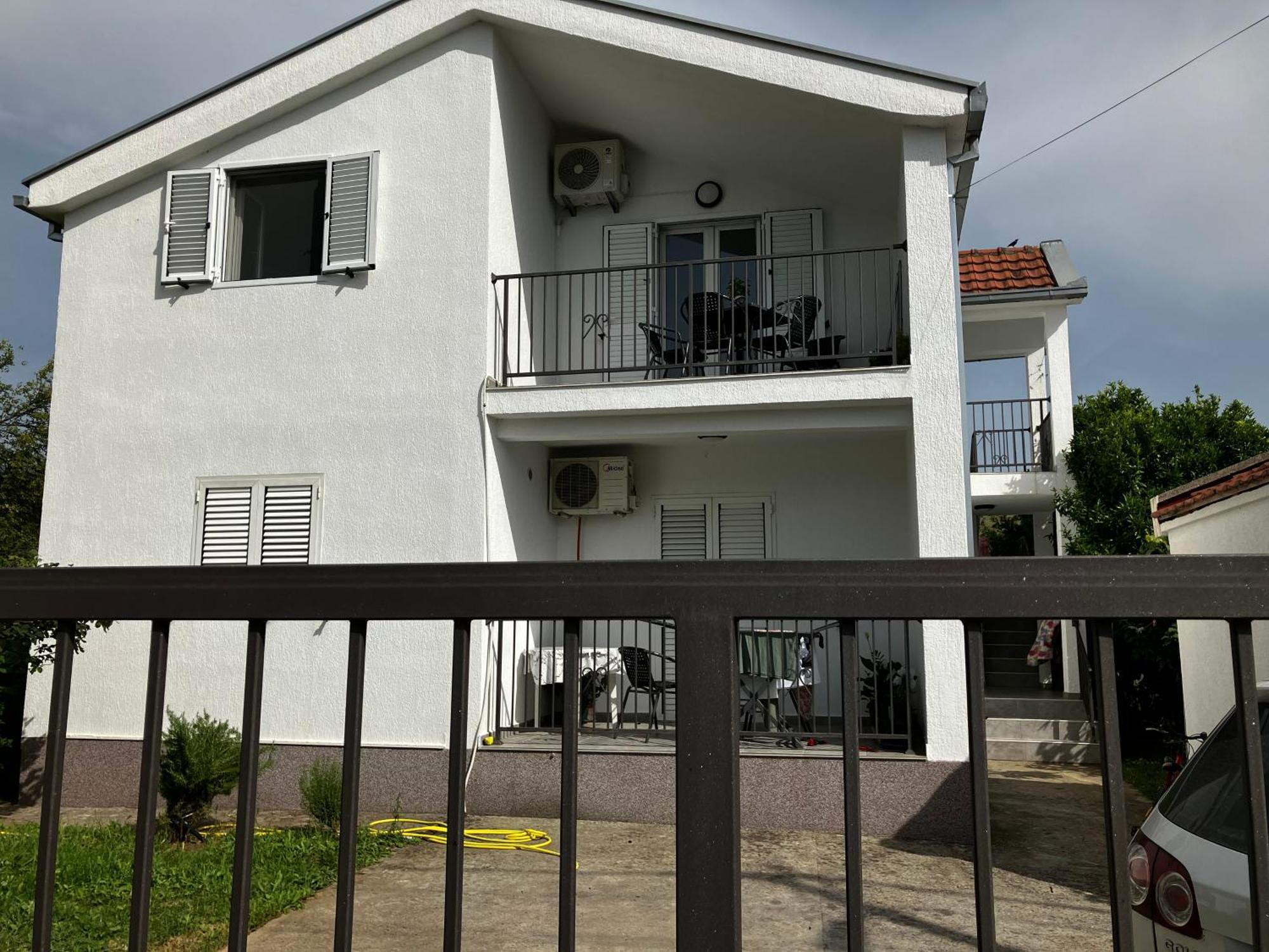 Cozy, Fully Equipped, Free Parking&Wifi, Quiet, 2Bd Podgorica Exterior foto