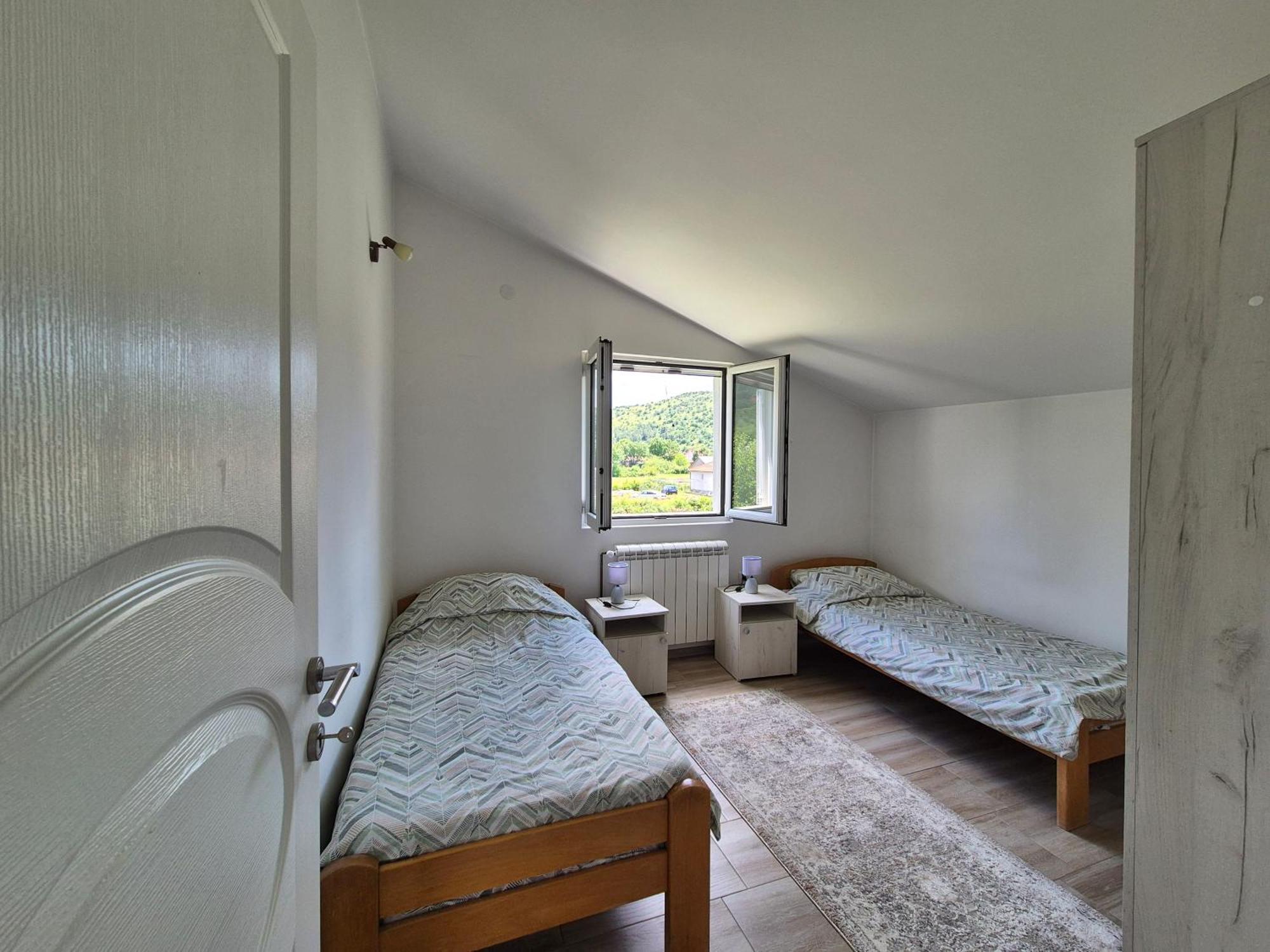 Cozy, Fully Equipped, Free Parking&Wifi, Quiet, 2Bd Podgorica Exterior foto